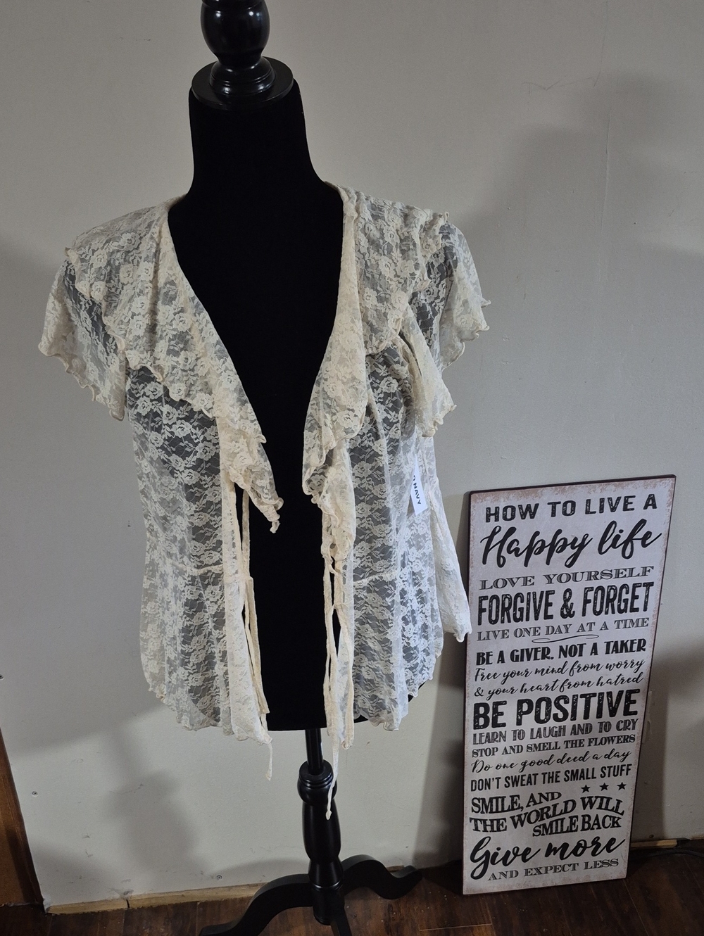 Nwt Old Navy Ivory Lace Short-Sleeve Tie Front Blouse